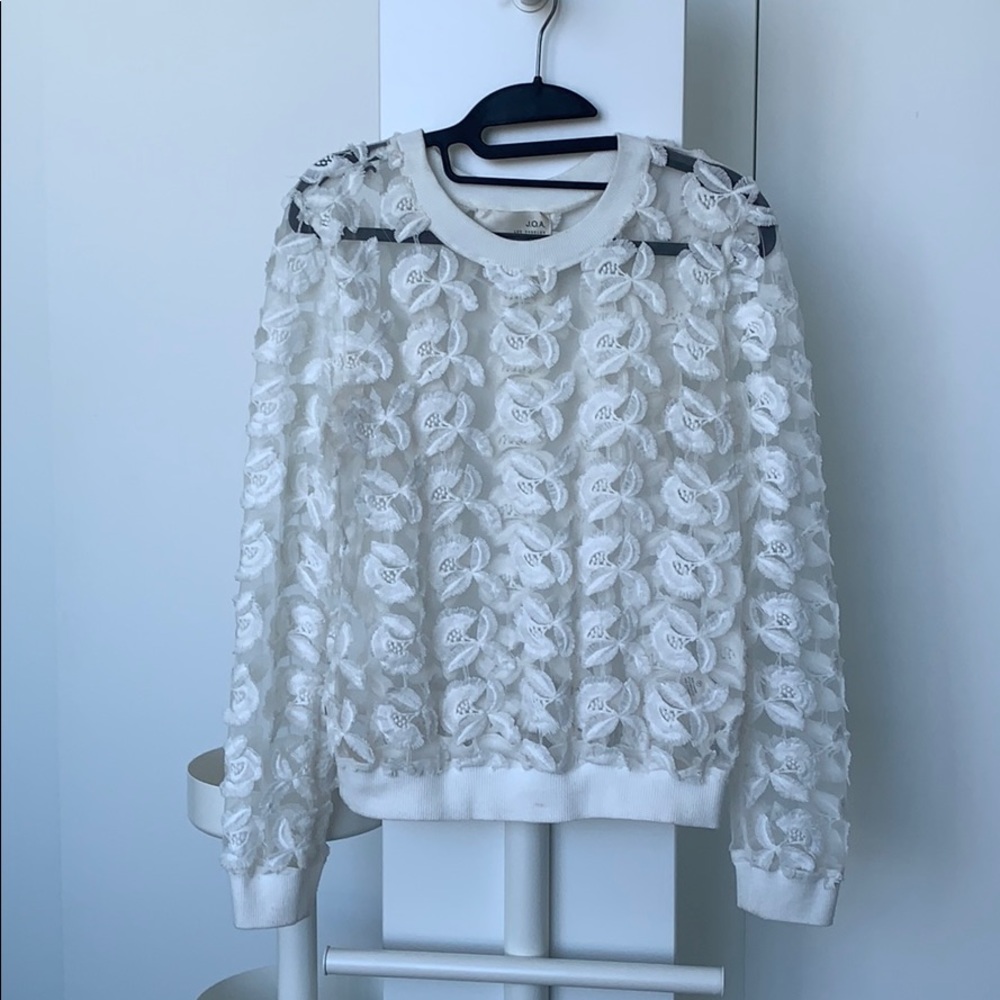 JOA Embroidered long sleeve top xs